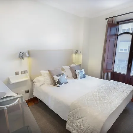 Cuatro Caminos 4* 托雷拉韦加