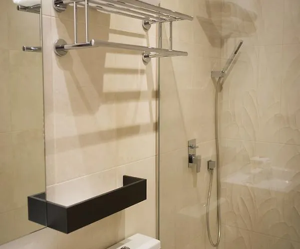 Cuatro Caminos 4* Torrelavega