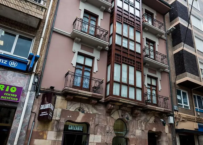 بيت ضيافة Cuatro Caminos